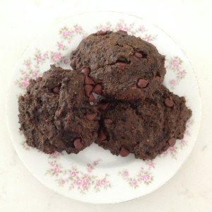 Vegan chocolate chip cookies made with spent grain.